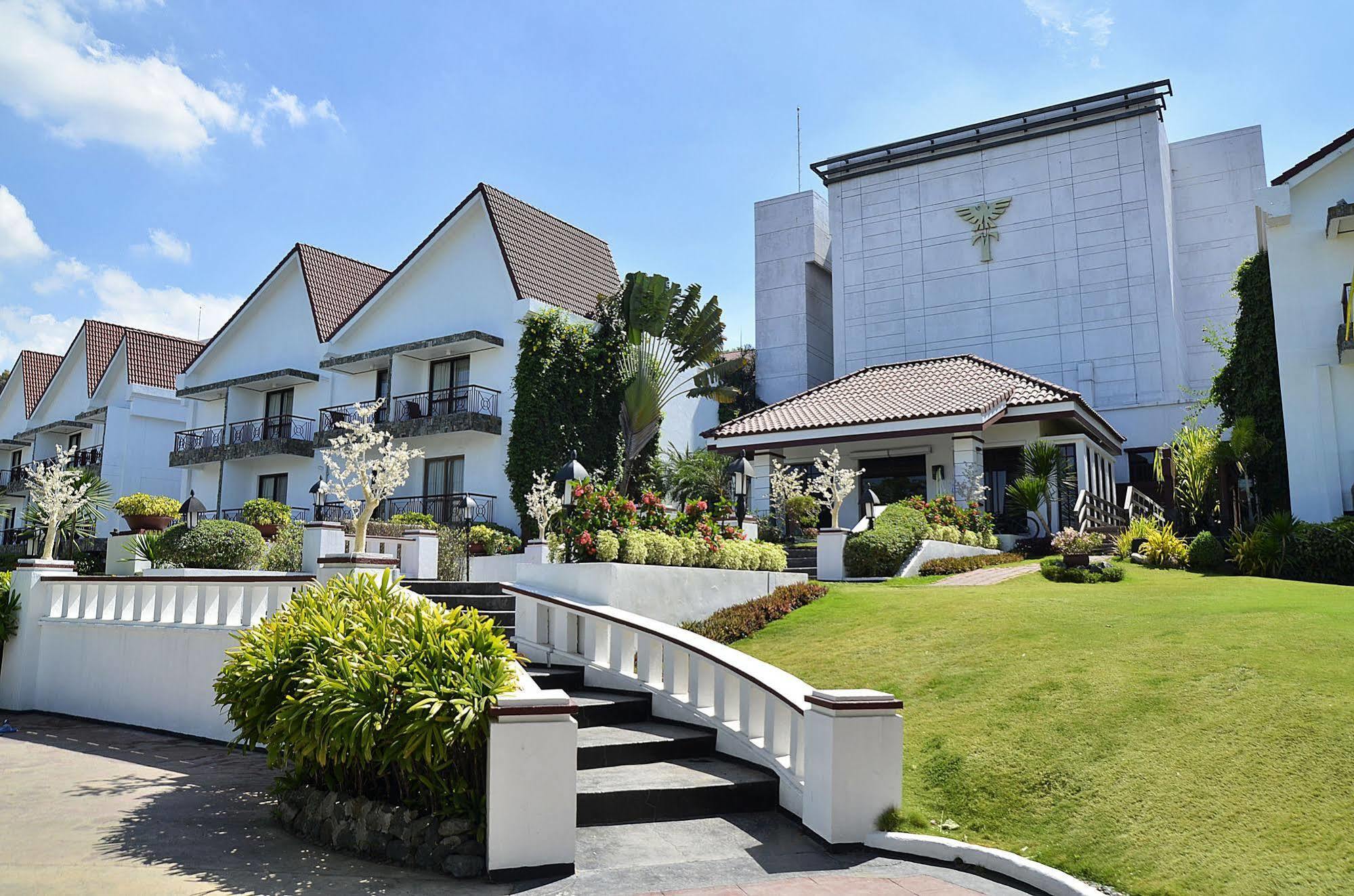 Thunderbird Resorts - Rizal Binangonan Exterior foto