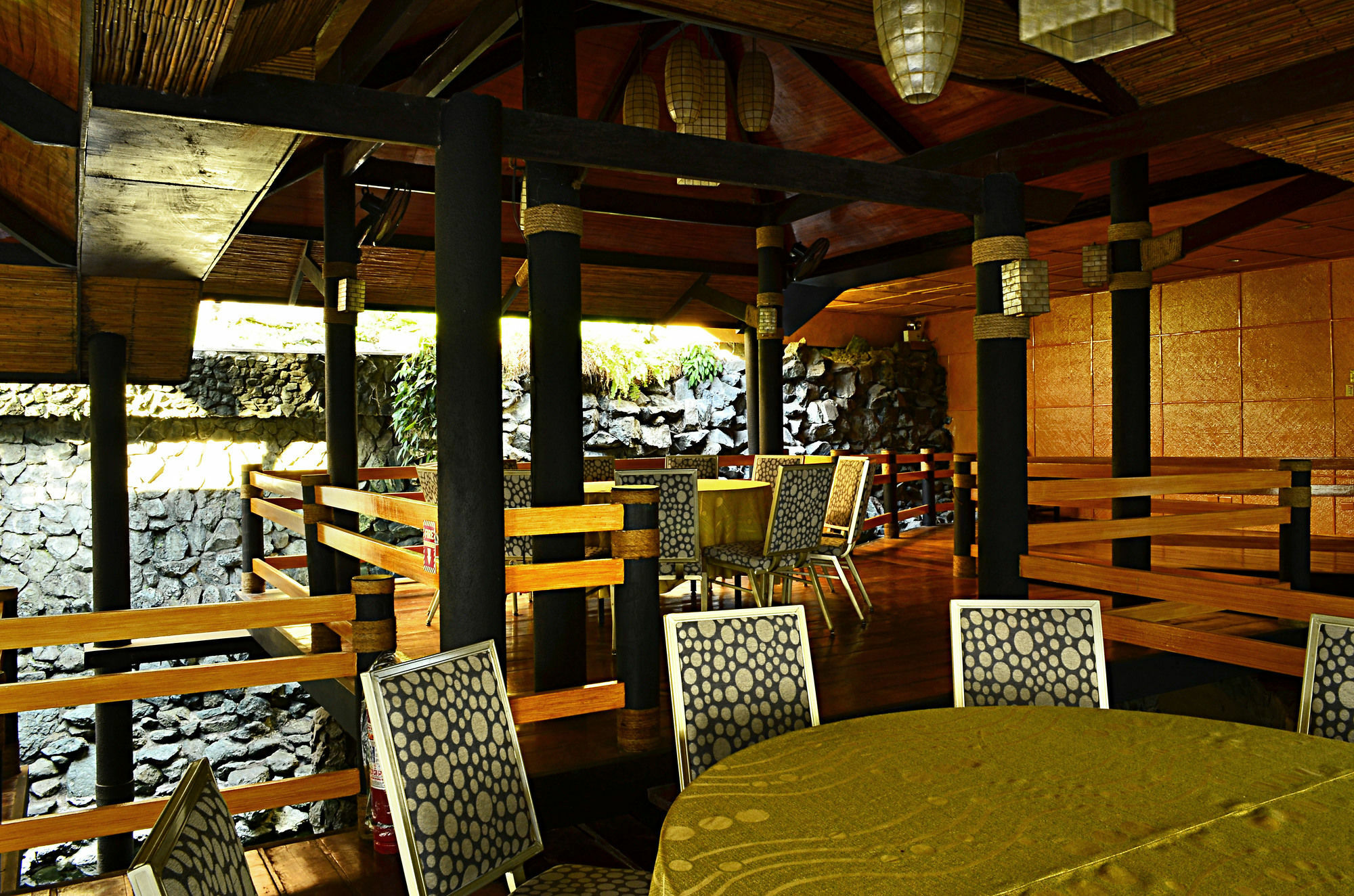 Thunderbird Resorts - Rizal Binangonan Exterior foto