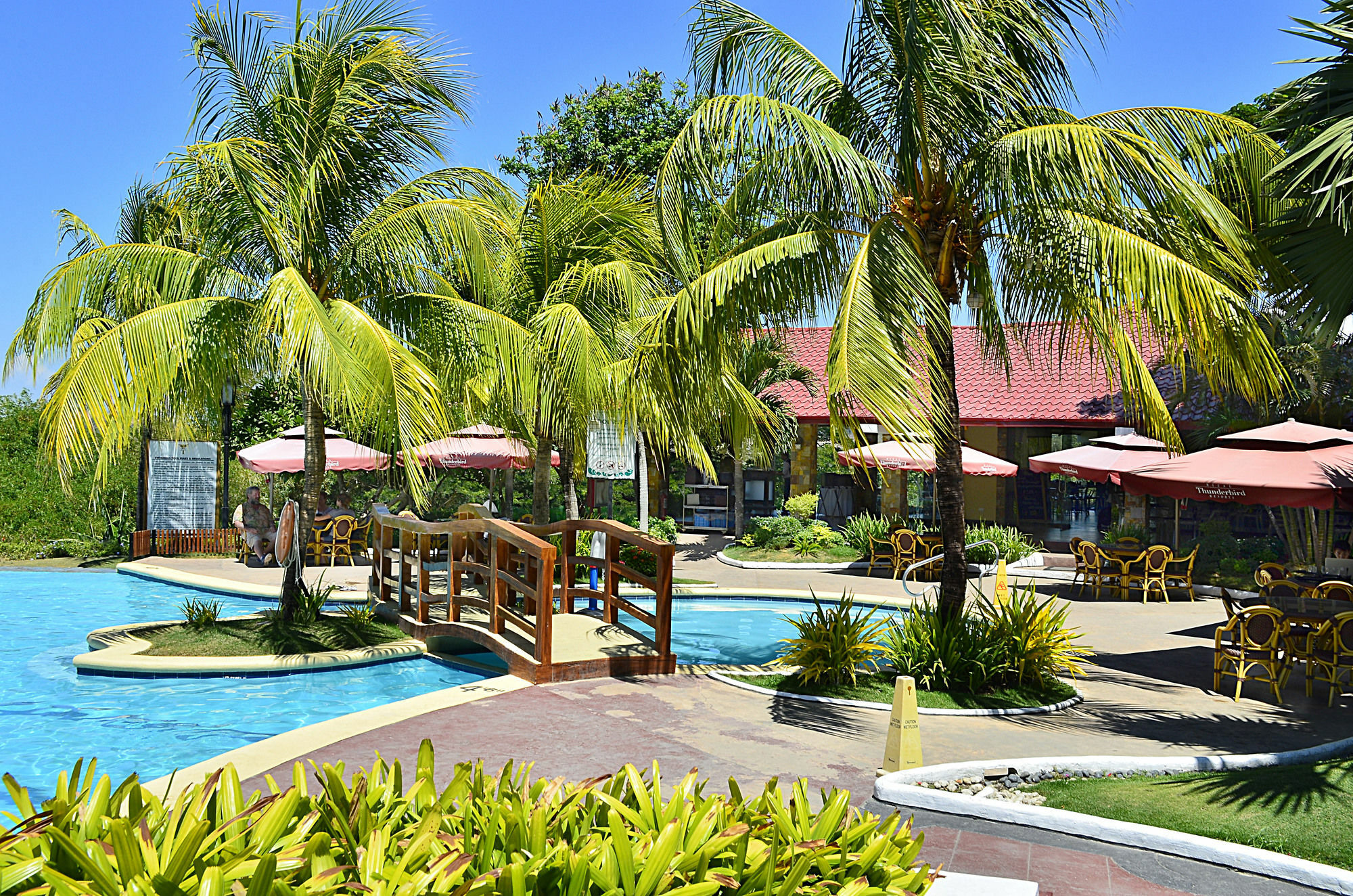 Thunderbird Resorts - Rizal Binangonan Exterior foto